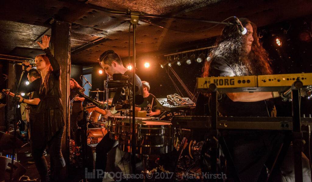 Alithia live in Hamburg