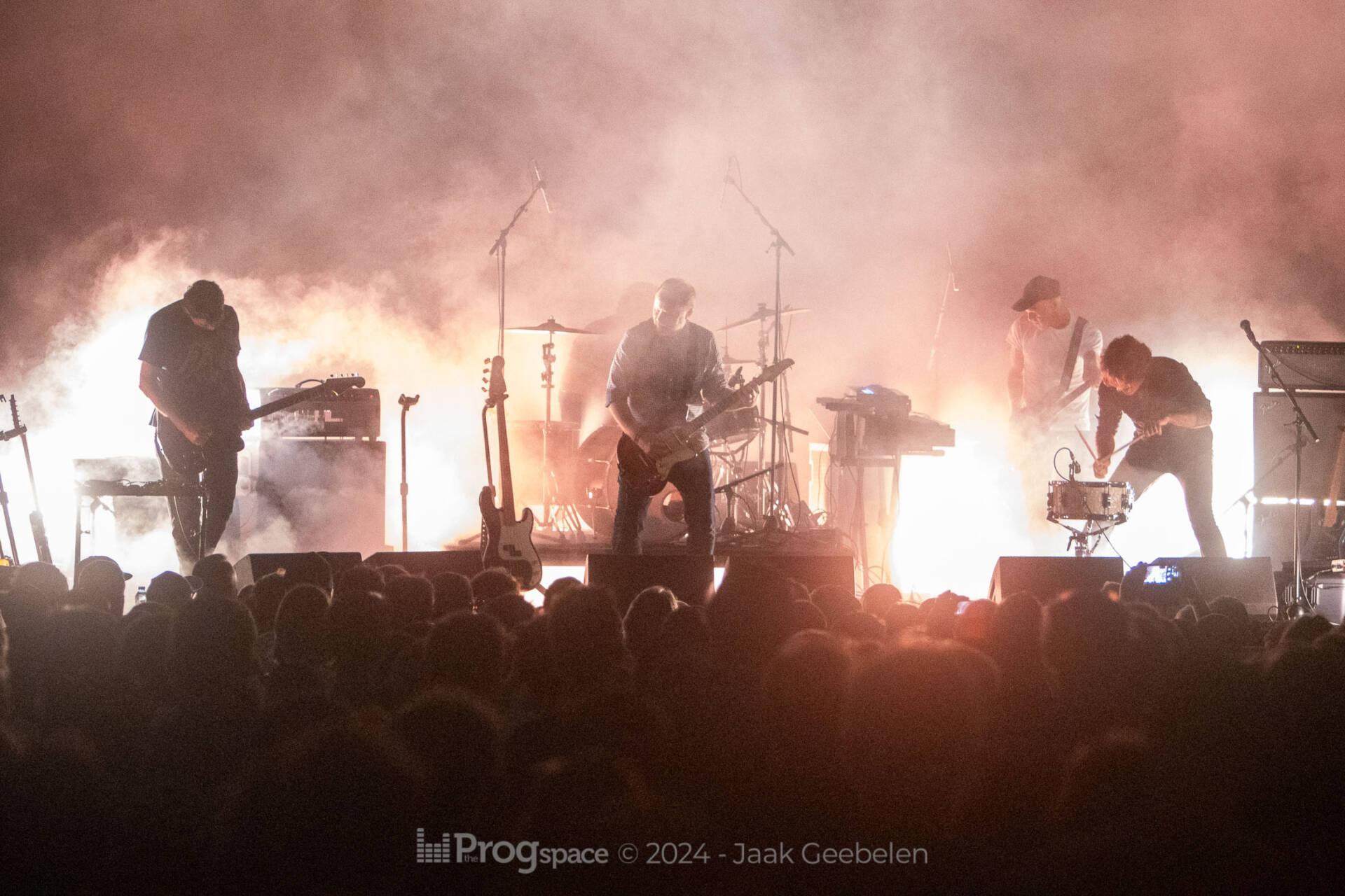 From Piano to Post-Rock: A Captivating Musical Finale at the M-idzomerfestival (Leuven- Belgium) with Martin Kohlstedt, Tangerine Dream and Explosions in the Sky