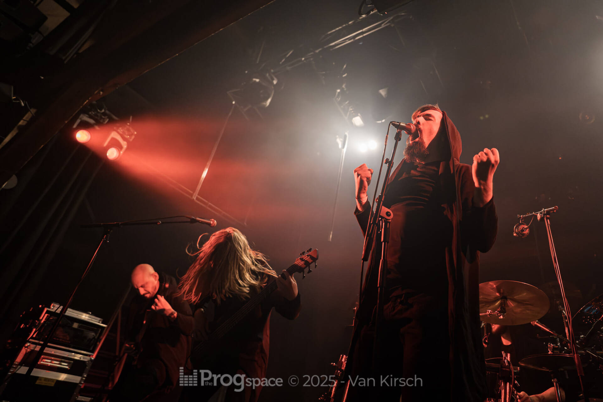 An Abstract Illusion opening for Iotunn, live in Kolding (11 January 2025)